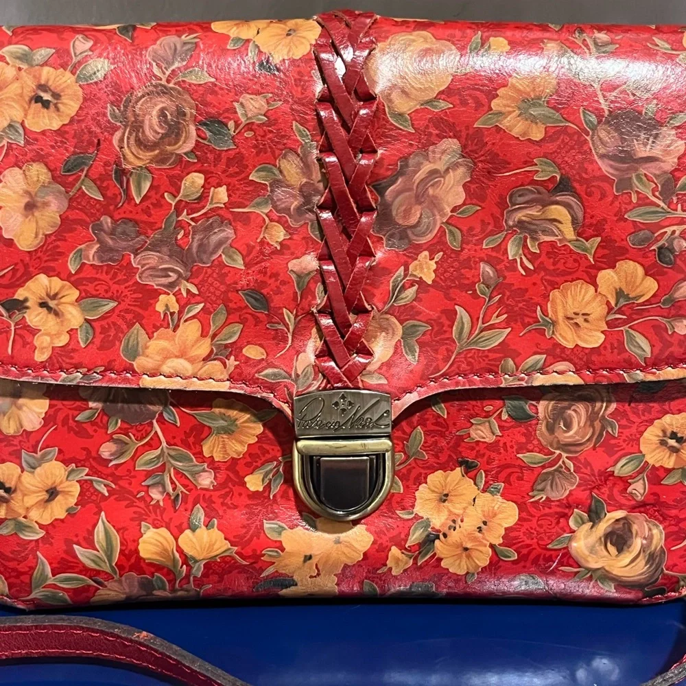 Patricia Nash Red Floral Bellizzi XBody Organizer Leather Purse Bag Rosso Fiore - Picture 2 of 9